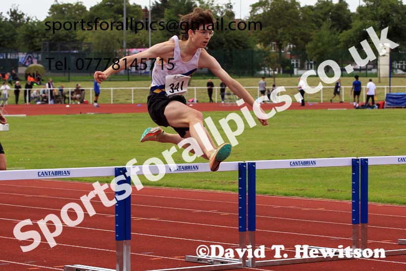 Mens under-17s 400 metres hurdles, 2023 Northern Under-13s, Under-15s and Under-17s, Middlesbrough.  Photo: David T. Hewitson/Sports for All Pics